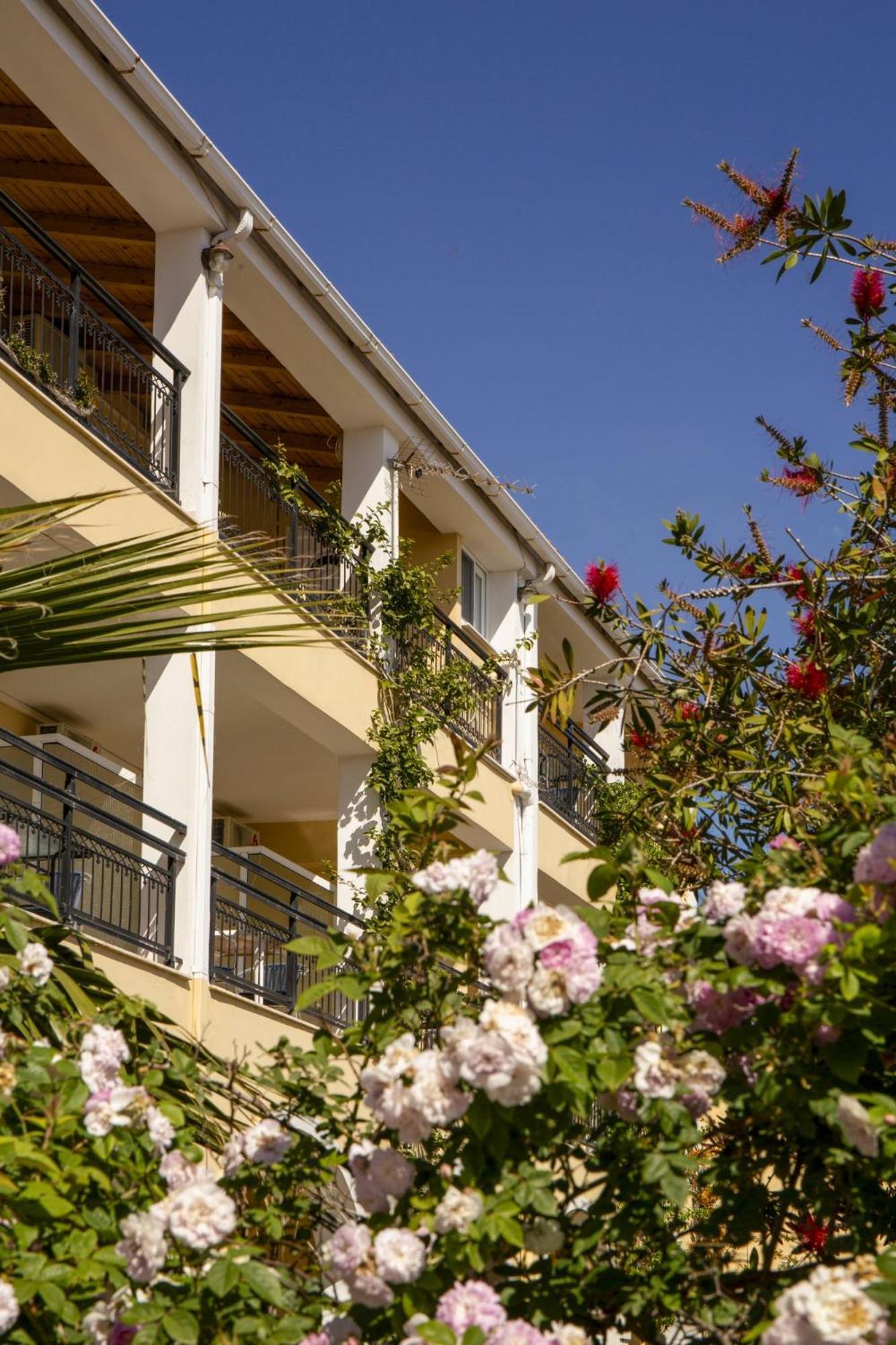 Searocco Studios & Apartments - Close To Alykes Center, By Zantewize מראה חיצוני תמונה
